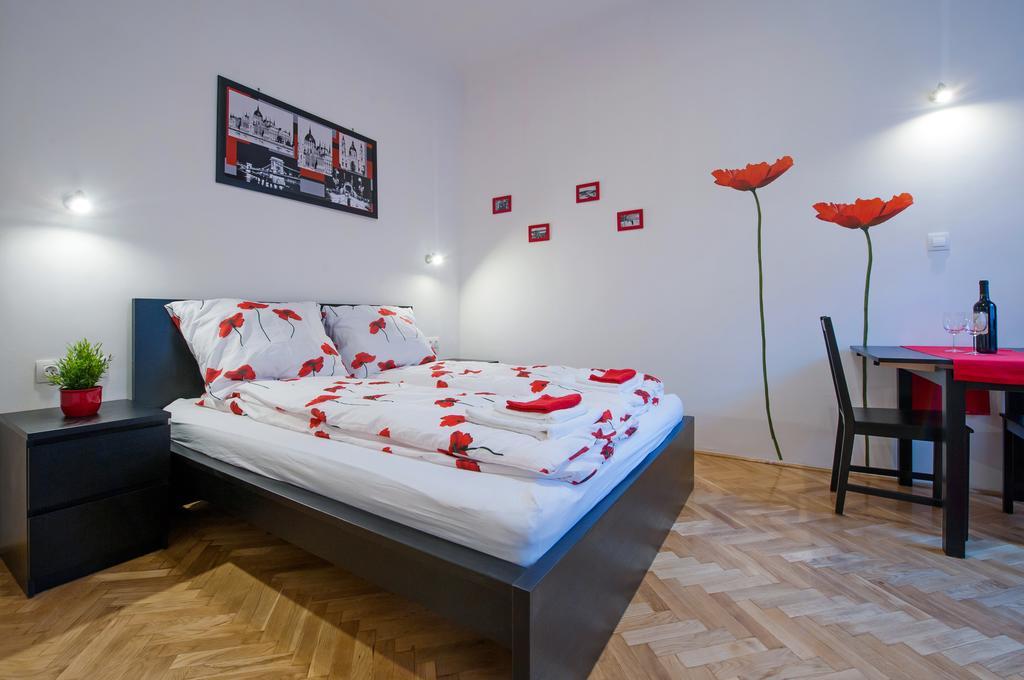 Apartament Parking, Ac, Wifi Flat Next To Andrassy Ave Budapeszt Pokój zdjęcie