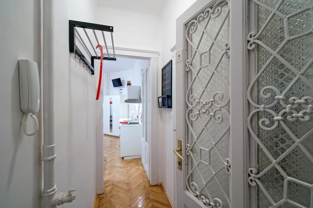 Apartament Parking, Ac, Wifi Flat Next To Andrassy Ave Budapeszt Pokój zdjęcie